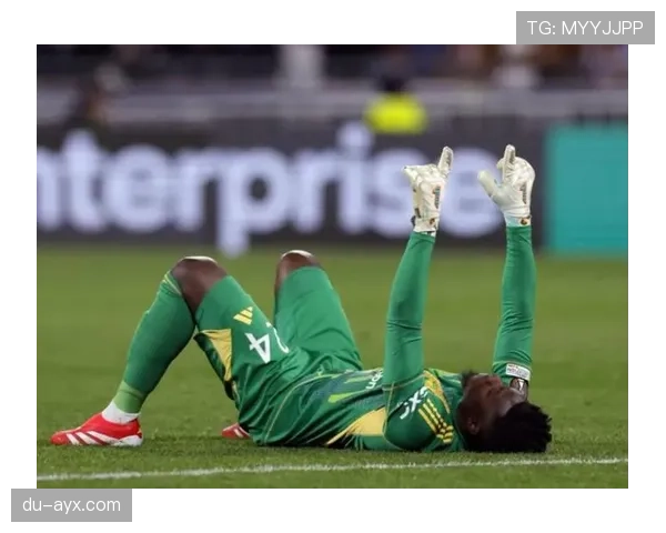 奥纳纳凭借出球能力丰富球队战术选择，稳健表现超越传统门将角色