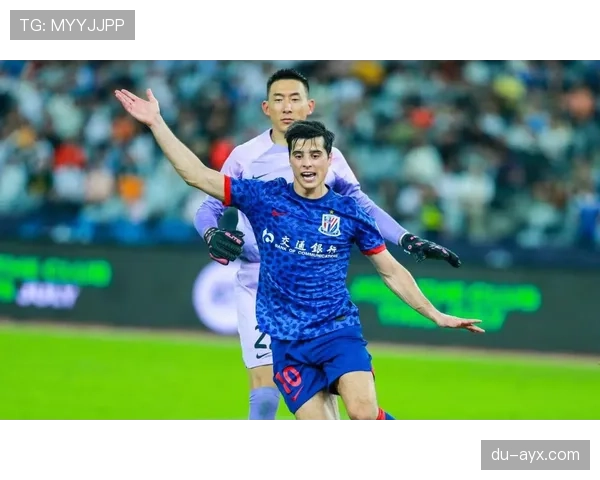 申花中场控制力不足问题显现,越守越被动对球队比赛走势带来影响 申花中场控制力不足问题显现,越守越被动对球队比赛走势带来影响